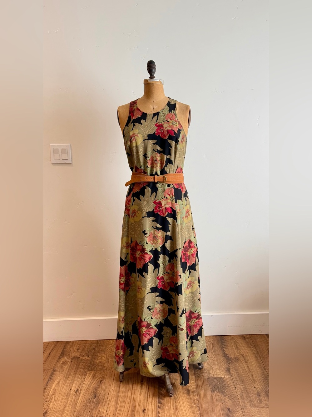 Banana Republic Vintage 90s 100% Silk Floral Print Sleeveless Maxi Dress